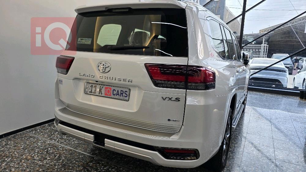 تويوتا لاندكروزر